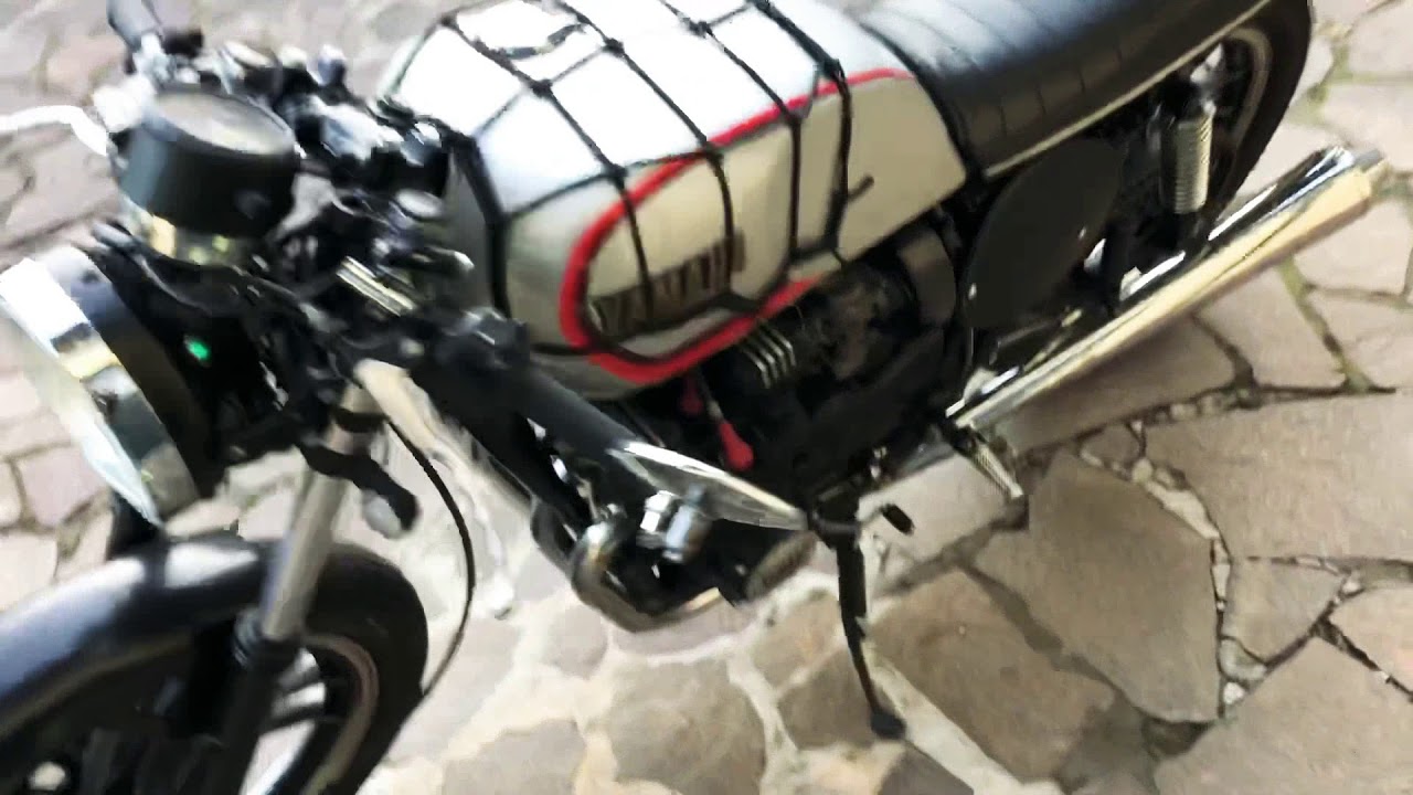 Yamaha XJ400 cafe racer