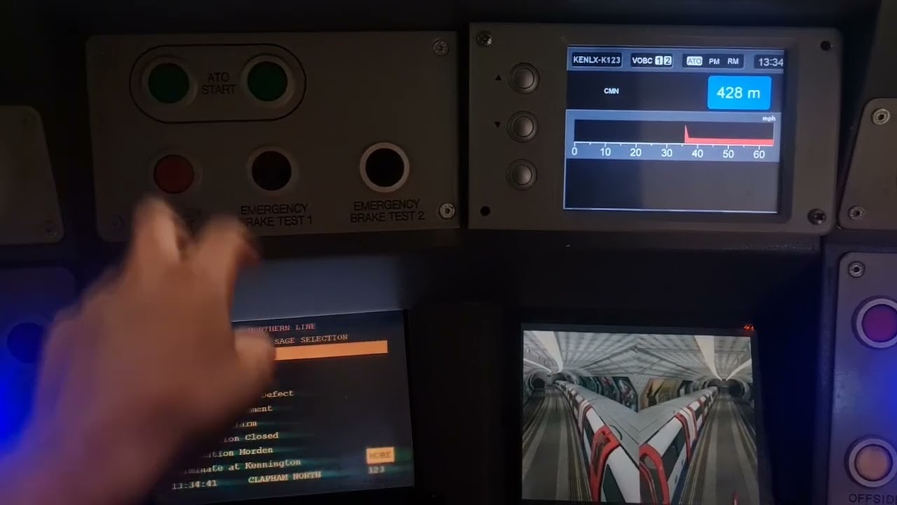 Northern line | Driving the Northern line simulator... in ATO