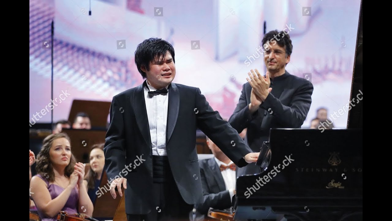 Watch Nobuyuki Tsujii 辻井伸行 Romania concert April 29-May 1