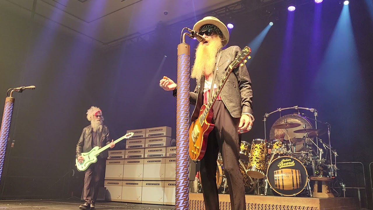ZZ Top - Just got paid - Live - Hard Rock Casino - Tampa, FL 11/9/21 -       C & R fun times