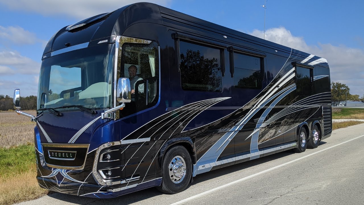 Newell Coach 1739