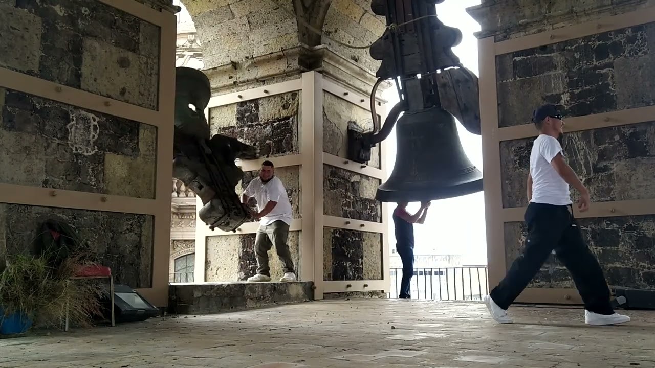 Repique de Campanas Catedral de Guadalajara Jalisco