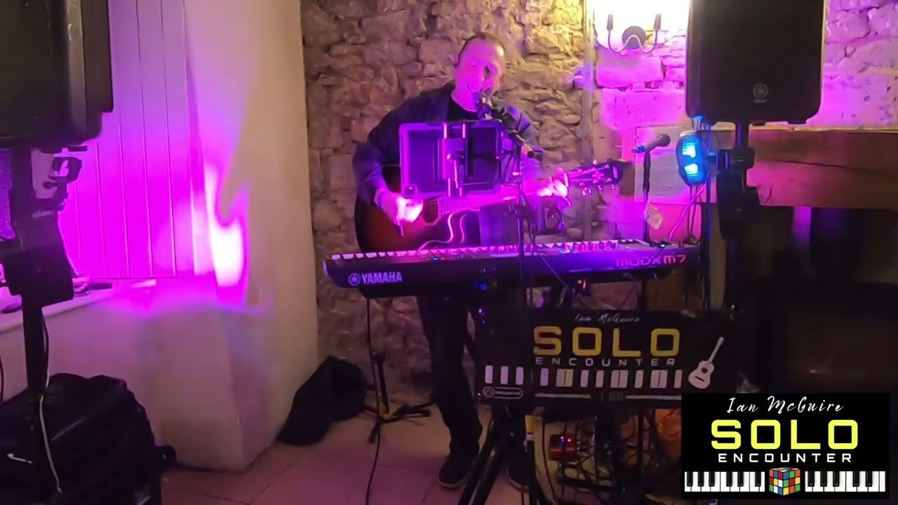 'PRETTY WOMAN' by Roy Orbison - THE OLD CROWN INN, ULEY - MARCH 2026
