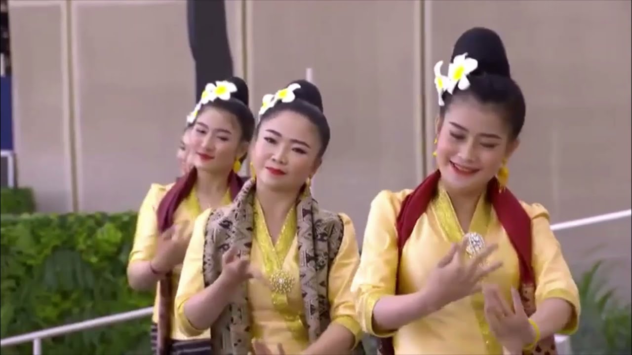 Lao Dance - ຟ້ອນຕໍ່າຜ້າລາຍຂິດ - Fon Tam Pha Lai Khid