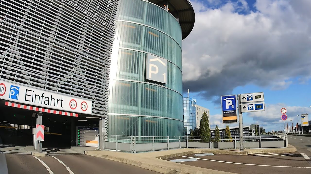 Parken am P1 Flughafen Hannover Airport