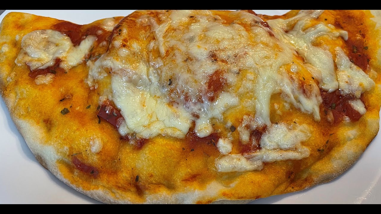 Pizza Calzone-außen knusprig, innen saftig- rojins kitchen