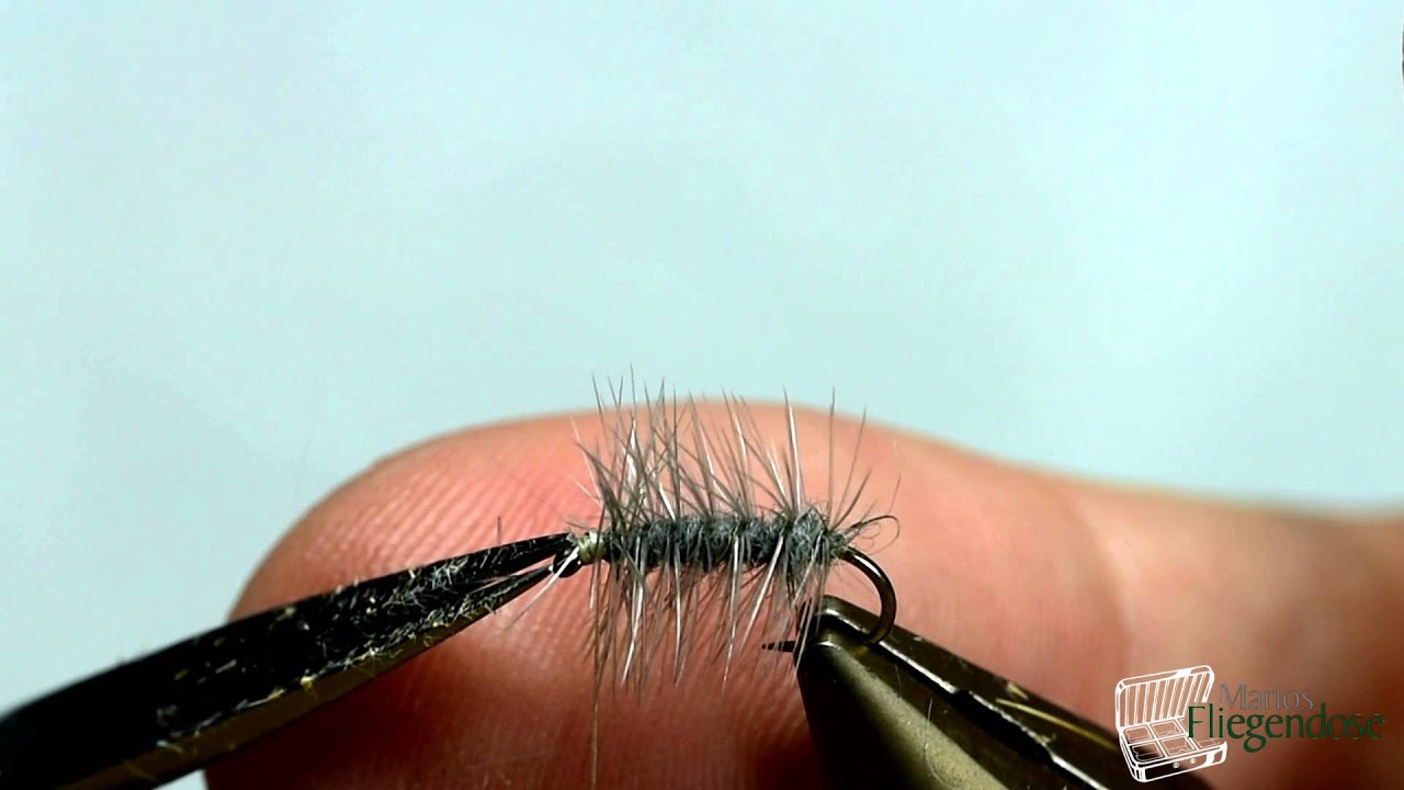 Marios Fliegendose bindet eine Graue Super Pupa Trockenfliege