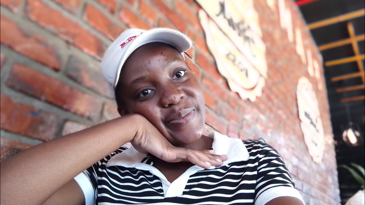 VLOGMAS EP3: SISTERS DATE at Boss Cafe restaurant #sisterdate#restaurant#lifestyle