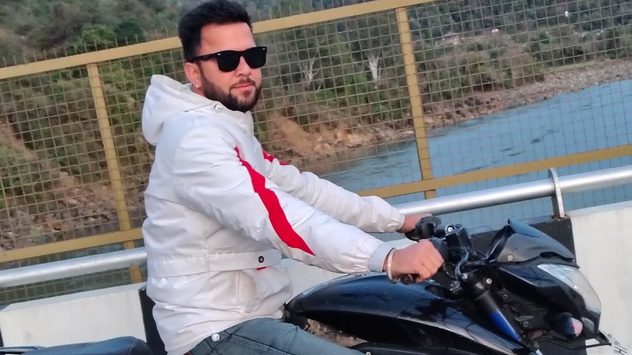 Aaj mere husband leke gye mujhe bhut pyari location par ❤️❤️🌧️🌨️🏍️@iamneetubisht #family #minivlog 
