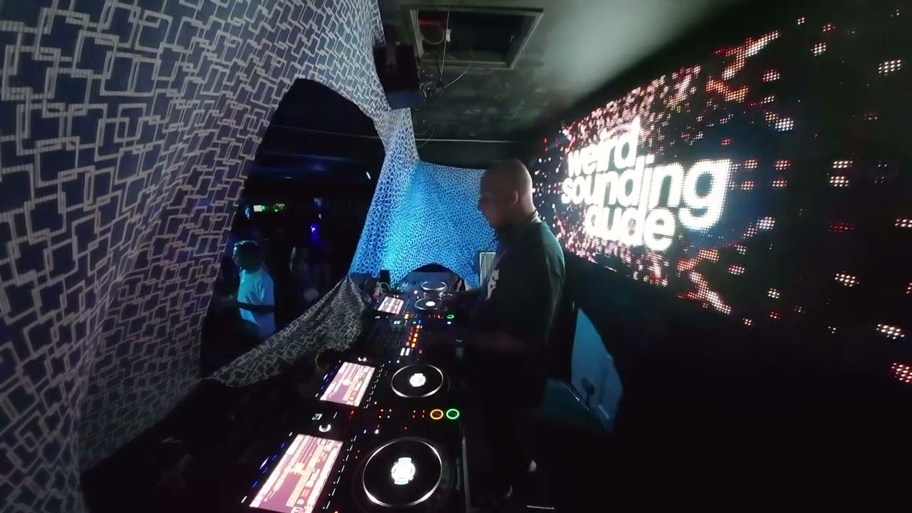 Weird Sounding Dude | Live from Cult Sydney (Melodic and Progressive House Mix)