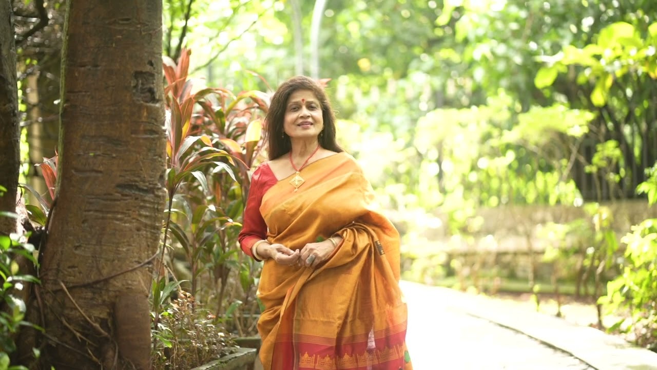 Jamuna Kinare Mora Gaon | Traditional Devotional Song | Singer - Shobhaa Joshi