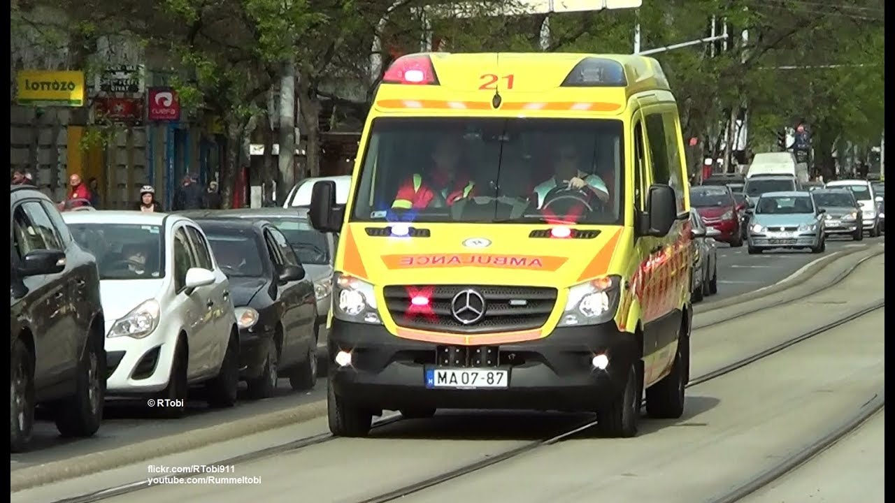 Budapest EMS ambulance 21 responding | Budapest OMSZ Mentők 21 [HU | 12.4.2017]