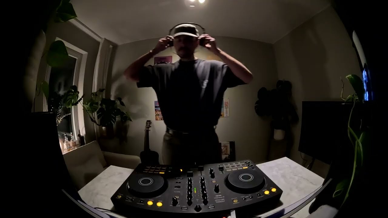 Late Night Minimal House Sesh | philophunk
