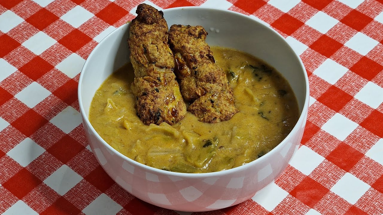 A Delicious Budget meal: Savoy Cabbage Stew With Meat Stick