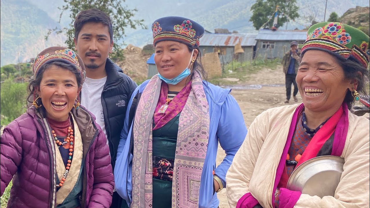 मानी नाचेको रमाईलो नेसिङ गाऊॅमा !