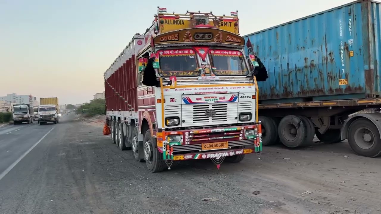 Tiles & Sanitary Loading Complete 💯// Going To Srinagar J&K 😝// Suigam Pahunch Gye 🤣 #like #vlog 