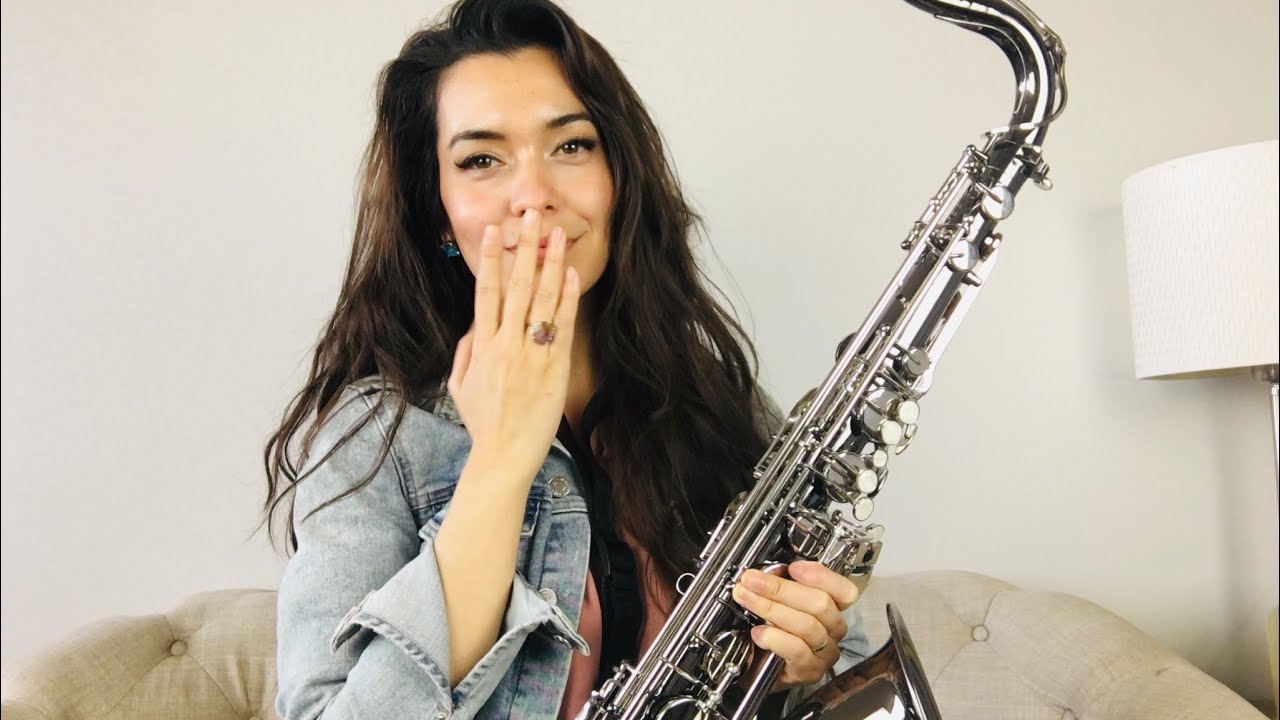 LIVE 😘 Unboxing a SAXOPHONE! 🎷