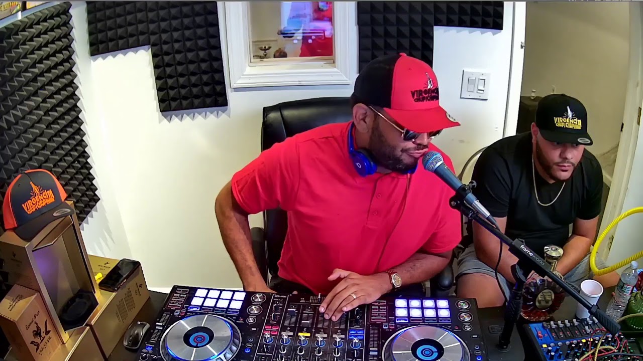dj aneudy tipico live