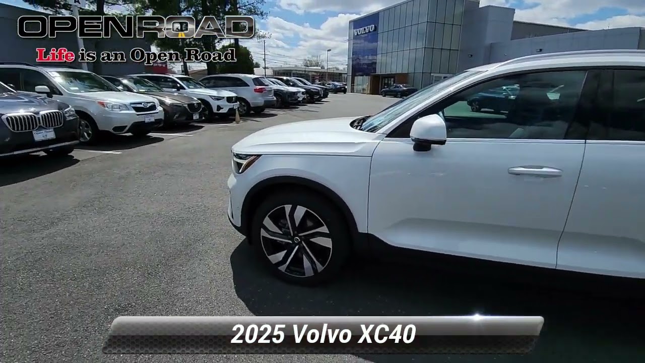 Used 2025 Volvo XC40 Ultra Bright Theme, Edison, NJ L4136