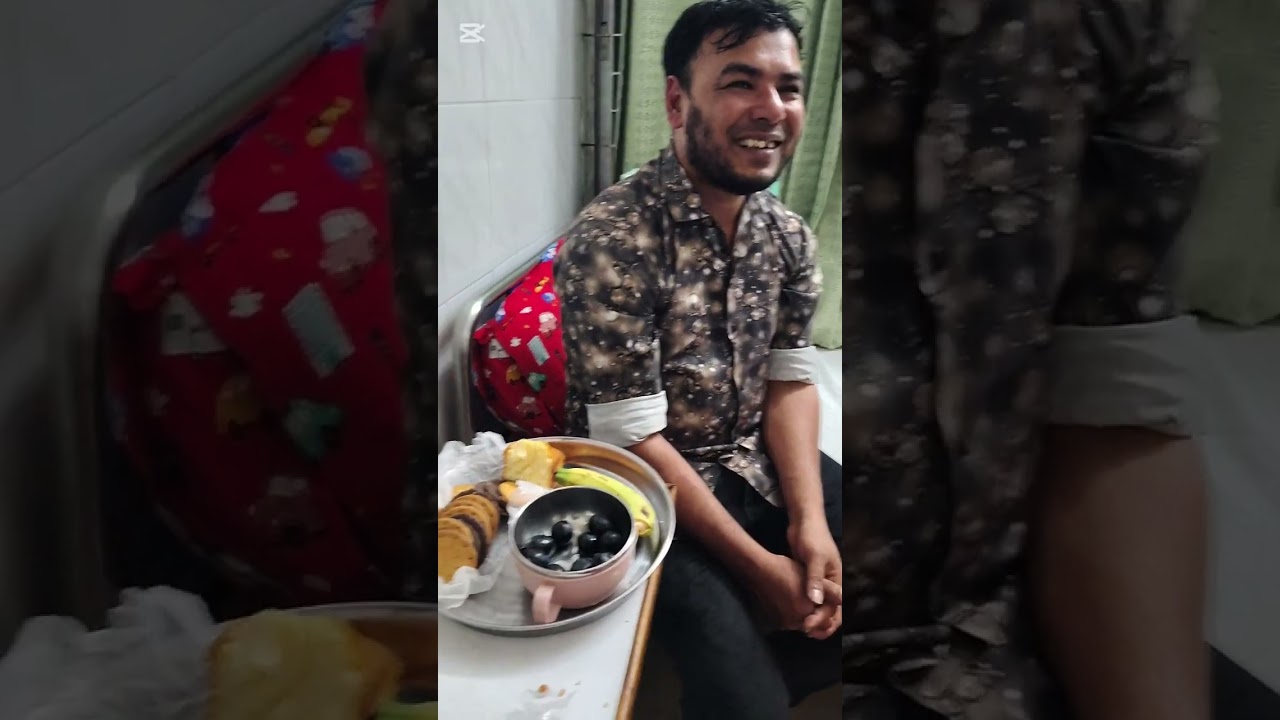 সবাই দোয়া করবেন নতুন গাছের আমের মুকুল