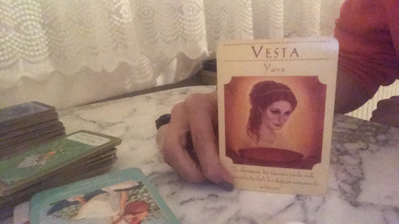 İliskinizin süreci nasıl ilerleyecek? Deste seç.. ❤️ #tarot #tarotfalı #melikenintarotbahcesi