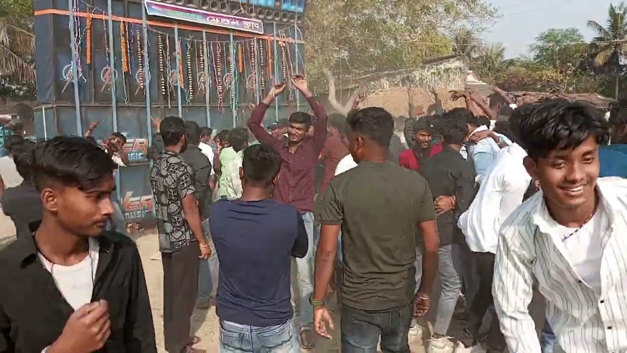  পাওয়ার মিউজিক  বেজেছিল   নন্দেখিয়াতে আজকে 