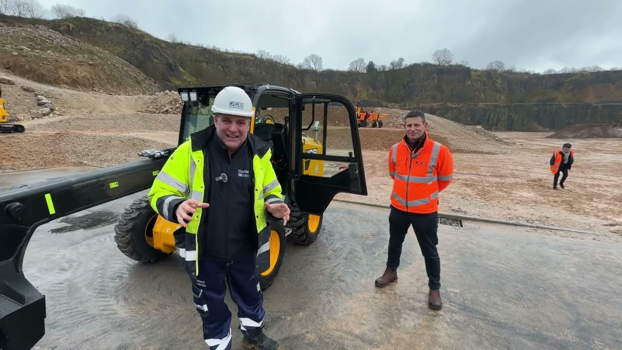 JCB launch new Stage V 55kW diesel powered skid steer loaders including the Teleskid