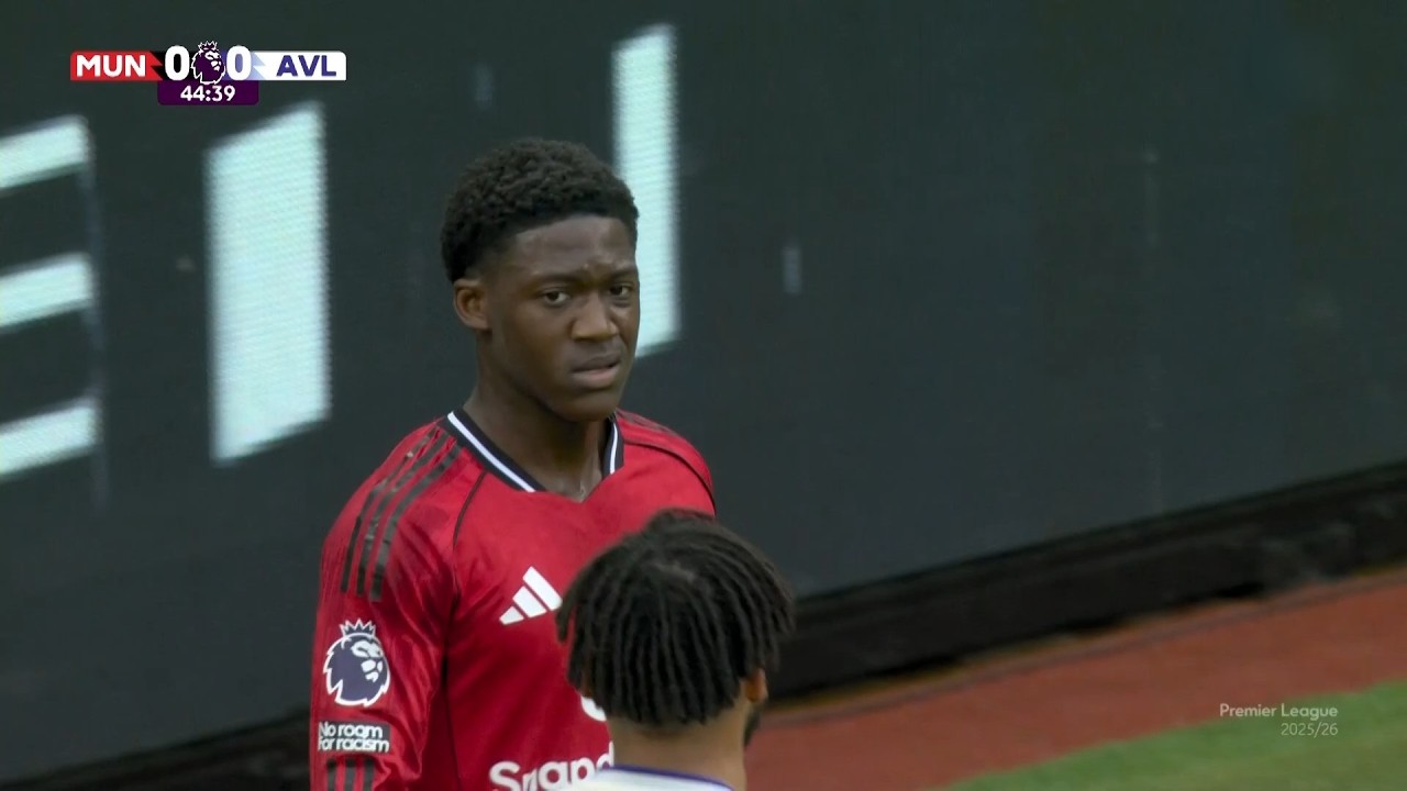 Kobbie Mainoo Since Michael Carrick Arrival He played 90' on 8 Games and 77' on single game | Engine