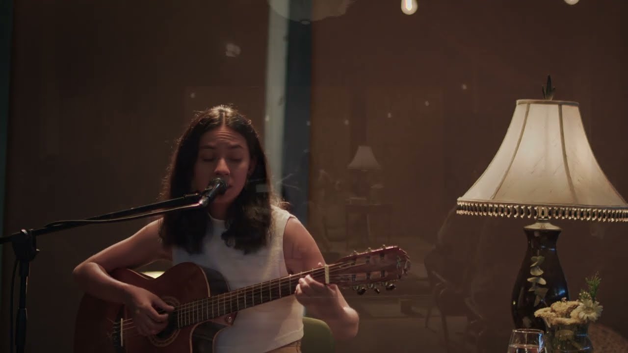 Laura Itandehui: Rodante Sesiones