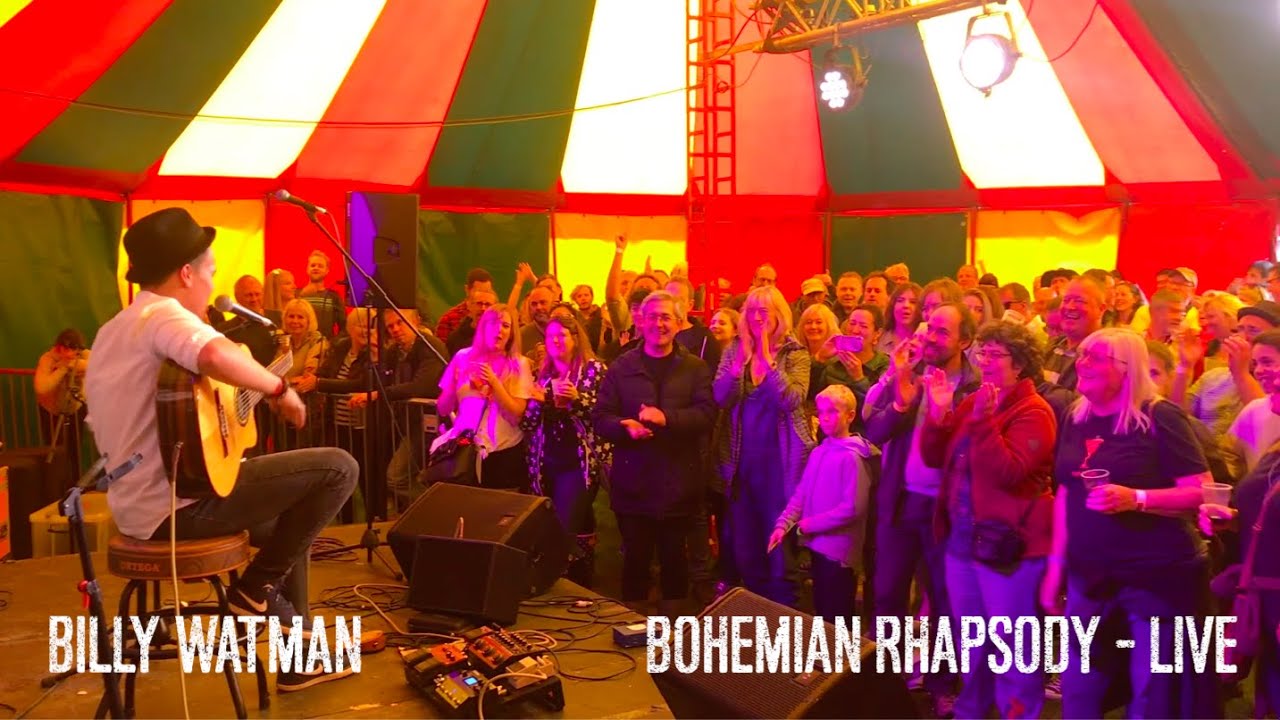 Epic Festival Crowd singalong to Classical 