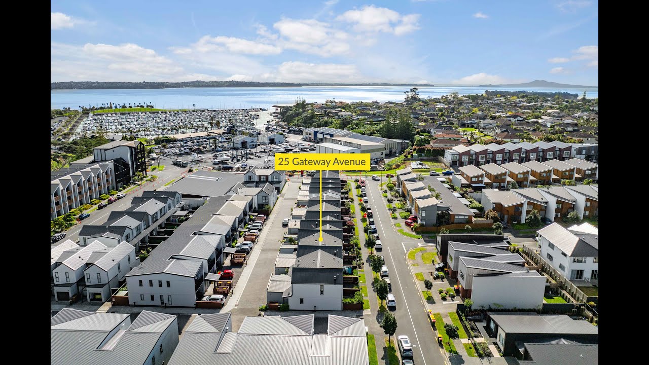 NOW SOLD Gateway to Effortless Marina Living - 25 Gateway Avenue, Beachlands, Auckland