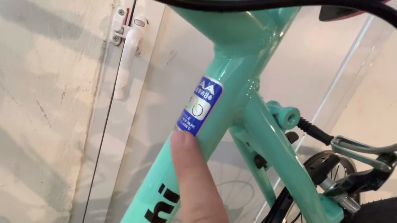 Phân biệt Bianchi Roma IV fake hay còn gọi là nhái