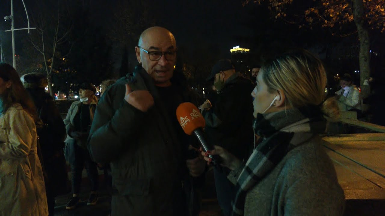 Robert Budina flet per &ldquo;ABC&rdquo; nga protesta: Nuhata se keta te vrasin, duhet te rezistojme