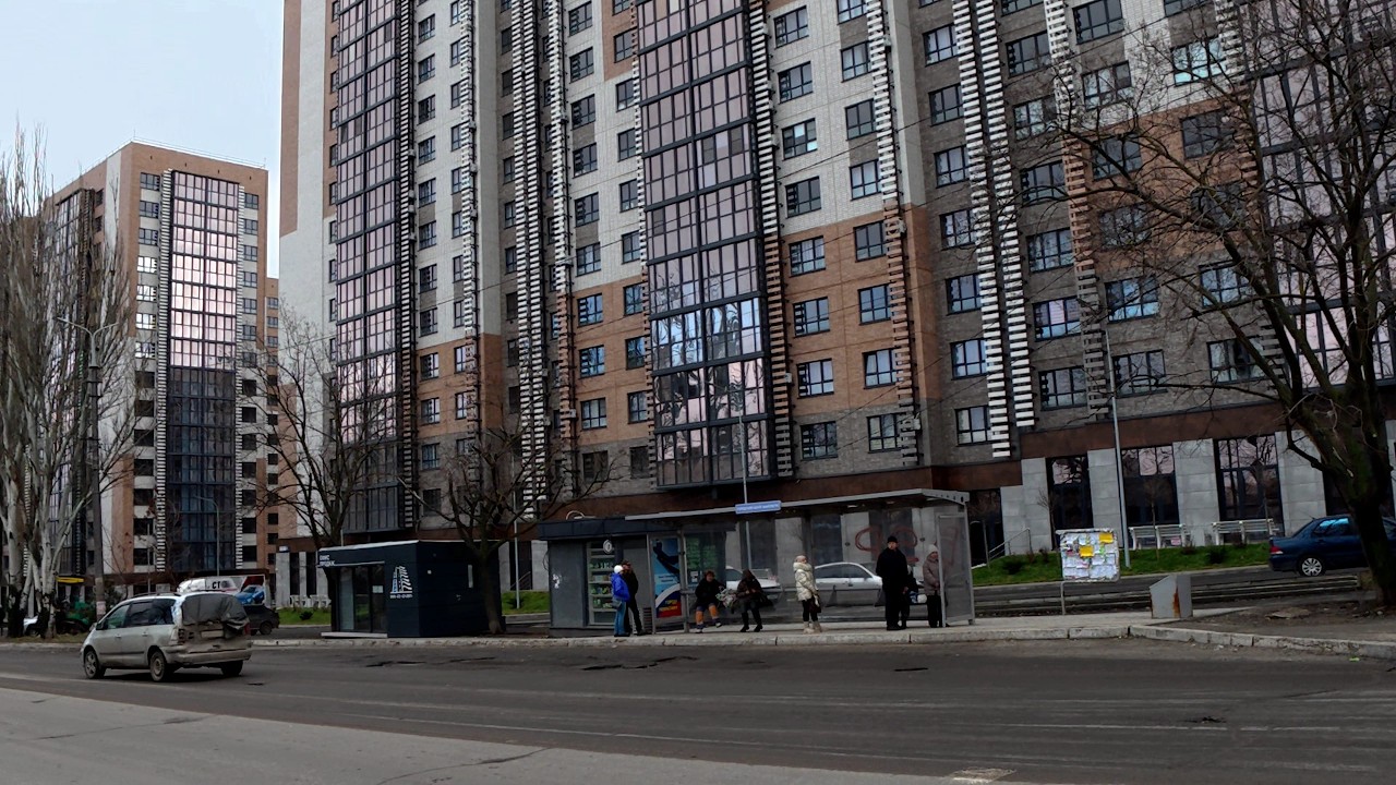 Жизнь в мирном Мариуполе От исторических домов до современных кварталов