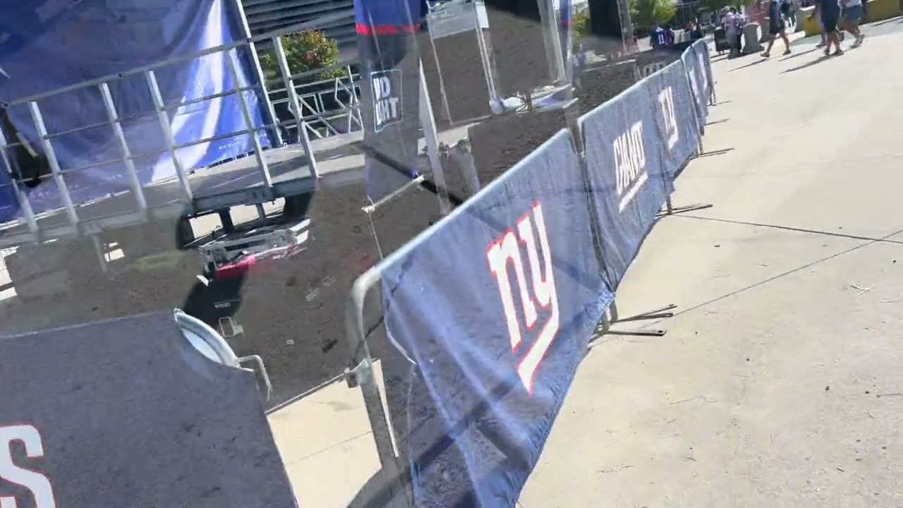 New York Giants vs Los Angeles Chargers 2025 -pre game : tailgate 
