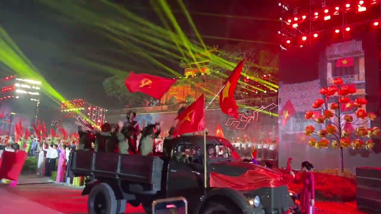 Hà Nội-Bản Hùng Ca Phố