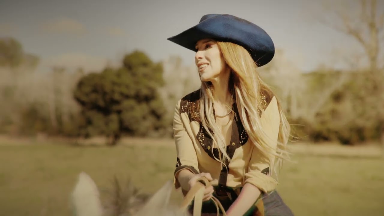 CORAL FEAT MANU QUIETO "VERTE OTRA VEZ" (OFFICIAL VIDEO)