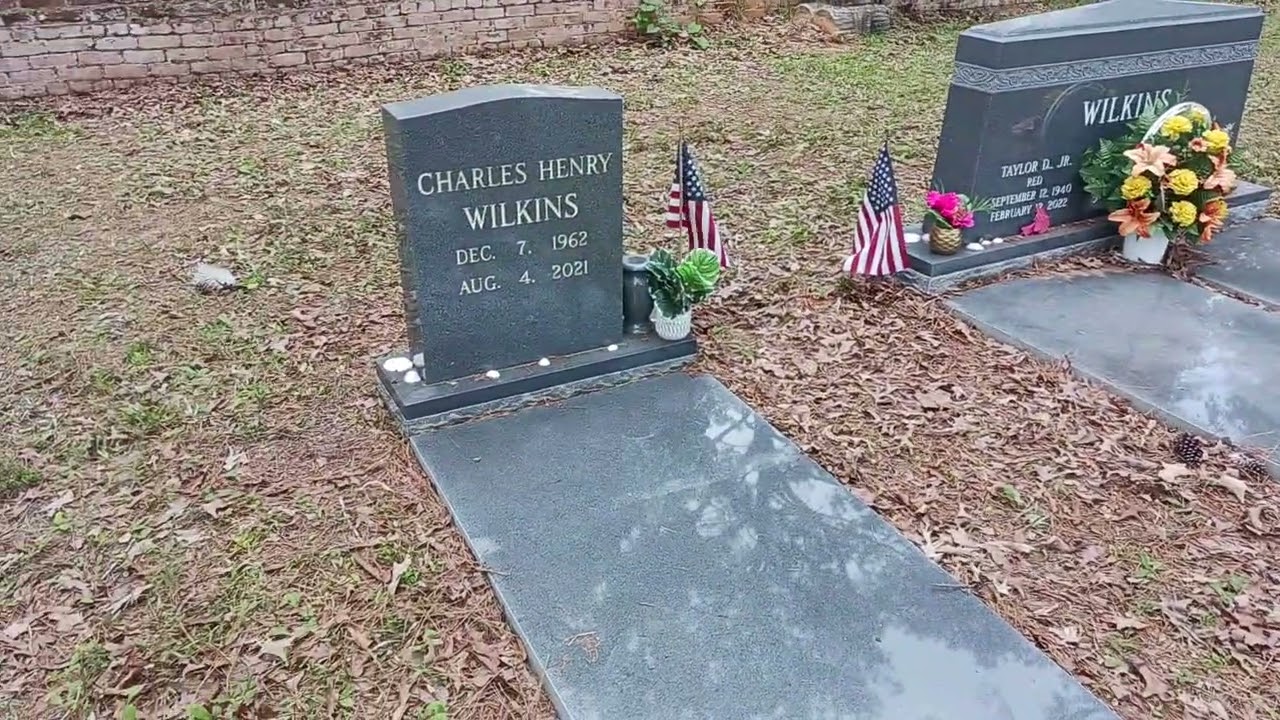 Saluda hill cemetery.  Revolutionary War veteran buried here