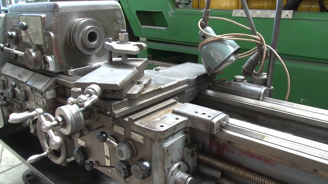 VDF 18 RO Universaldrehmaschine