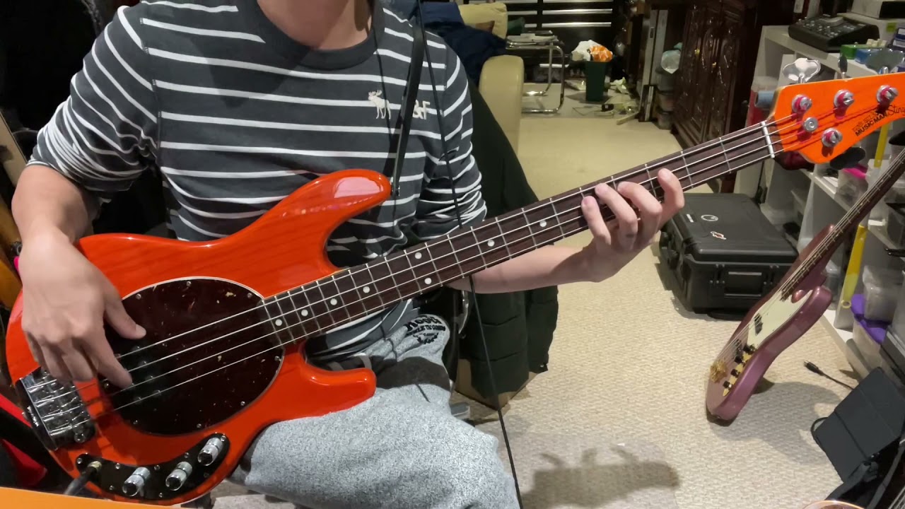 Ernie Ball Music Man Stingray 4H 2005 2 band EQ test drive