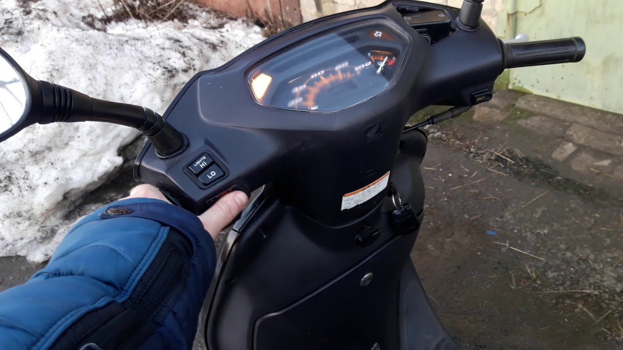 Honda Lead 100 Обзор