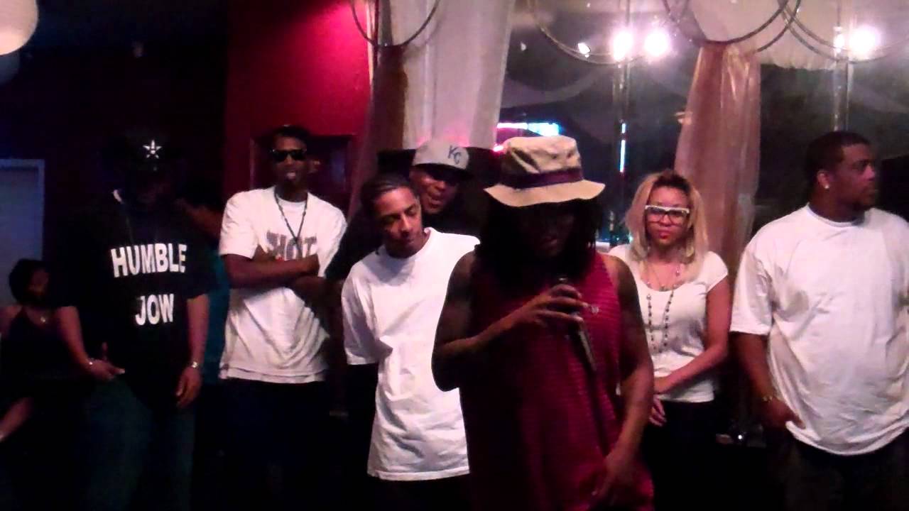 APOLLO @ THE BRASSROOM AUGUST 13,2012 CLOSING CYPHER ALL CONTESTENTS