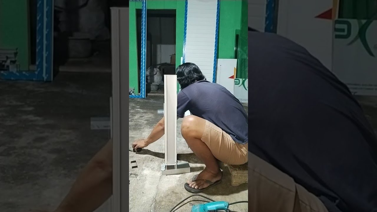 Proses Perakitan Kusen Aluminium & Daun Pintu Kamar Mandi Aluminium