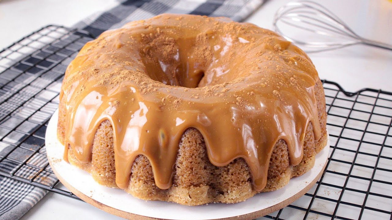 BOLO DE CHURROS COM DOCE DE LEITE: UMA COMBINAÇÃO IRRESISTÍVEL | FOFO, ÚMIDO E RECHEADO
