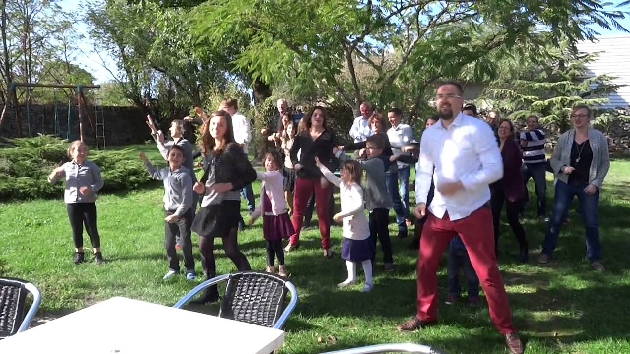 Flash Mob Anniversaire C&eacute;line 40 ans