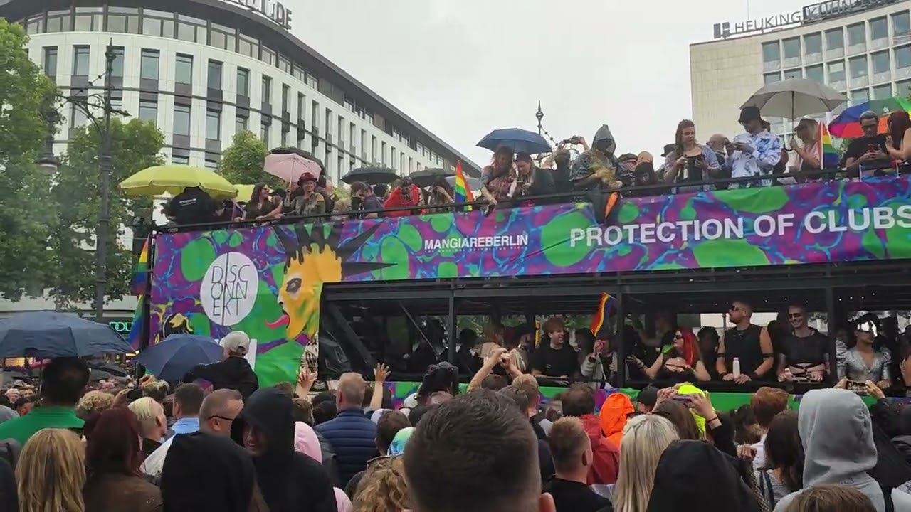 Rave the Planet (Love Parade) 2022 music truck 2 Intro