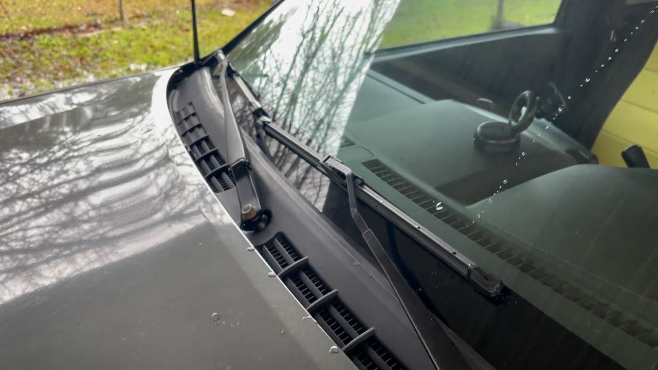 2011 Chevy Colorado | Cowl panel removal/installation