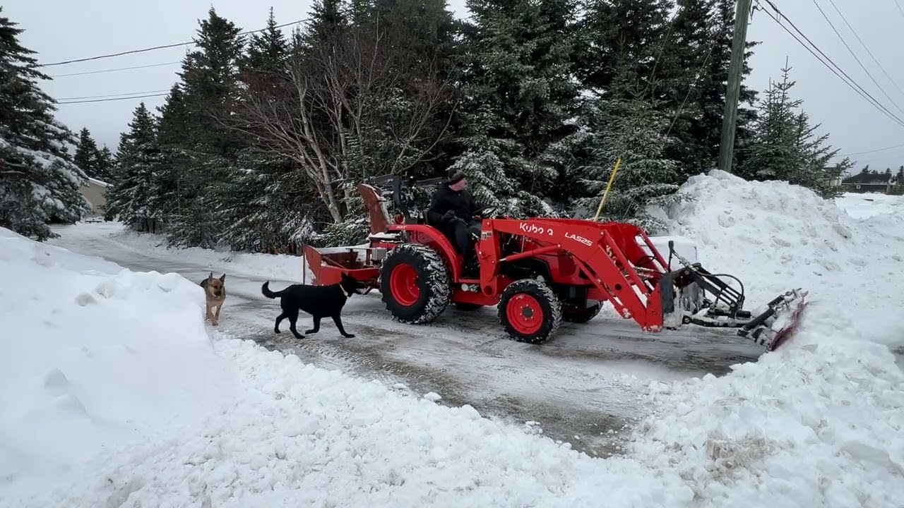 L2501 Plowing Snow 