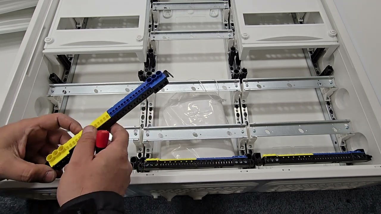 Unboxing Tablou Electric Metalic Aparent F-tronic FV3-4