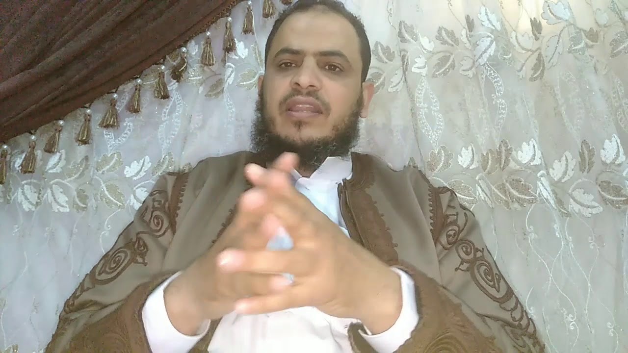 الجمع بين   إذا انتصف شعبان فلا تصوموا و كان يصوم شعبان إلا قليلا   وحديث لاتقدموا رمضان بصوم يوم أو